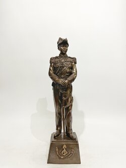 เสด็จเตี่ย กรมหลวงชุมพร หน้าตัก 9 นิ้ว