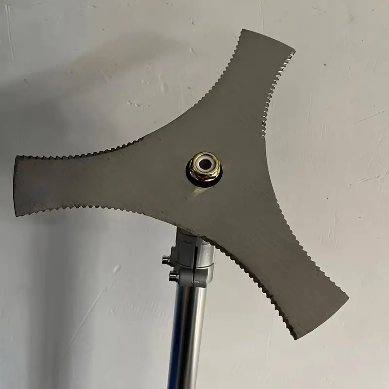 ใบมีดตัดหญ้า 3 ฟัน (ฟันเลื่อย)ขนาด 8.5 นิ้ว หนา 1.6 มิล